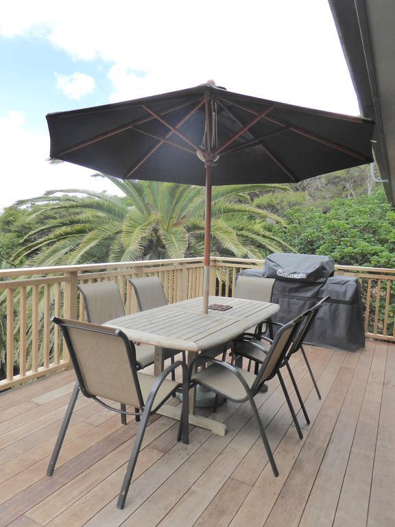 17 On Tiri View Villa Palm Beach Exterior foto